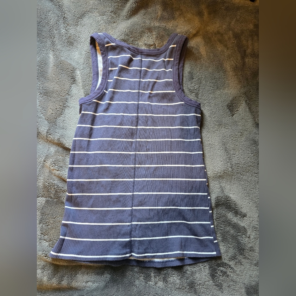 Tanktop-XL-Maurices - Picture 3 of 3